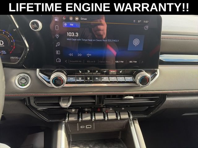 Used 2024 Chevrolet Colorado Z71 w/ Z71 Convenience Package 2 AWD/4WD image 21