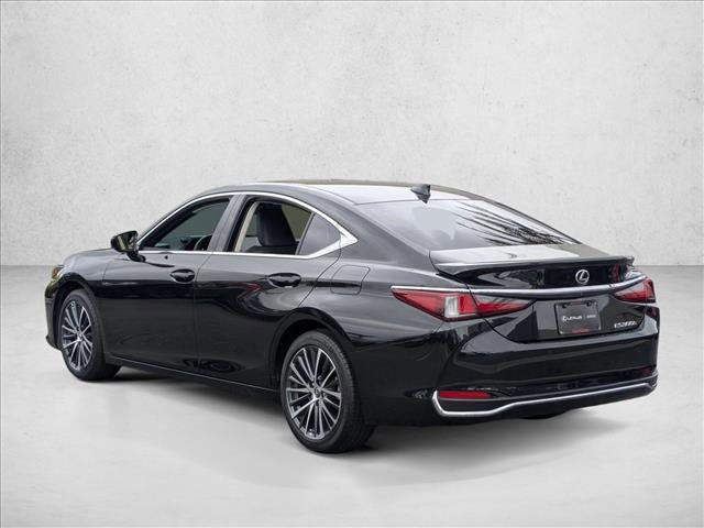 Used 2025 Lexus ES 300h w/ Premium Package FWD image 7