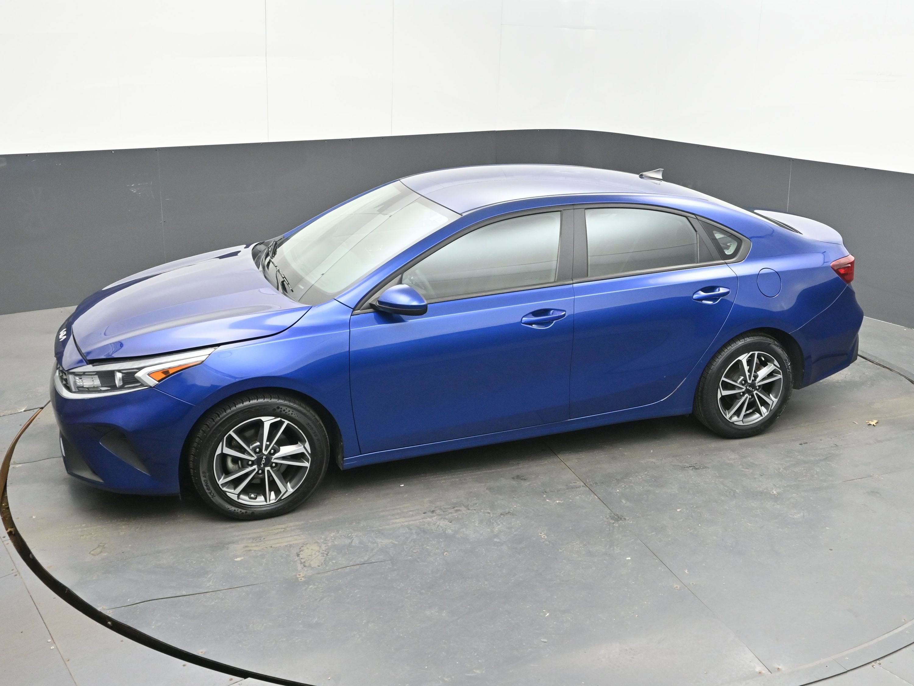 Used 2023 Kia Forte LXS image 34