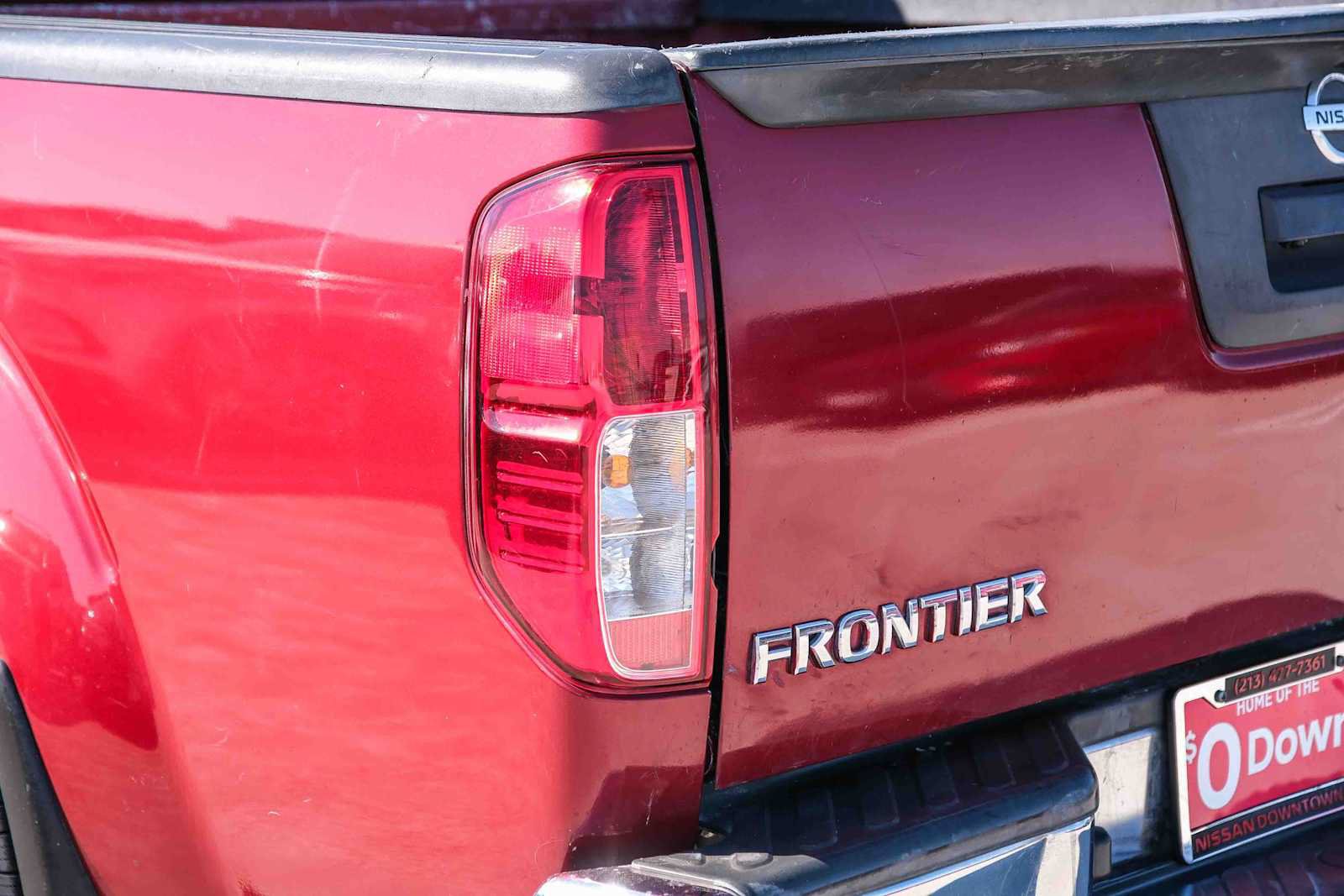 Used 2020 Nissan Frontier SV RWD image 7