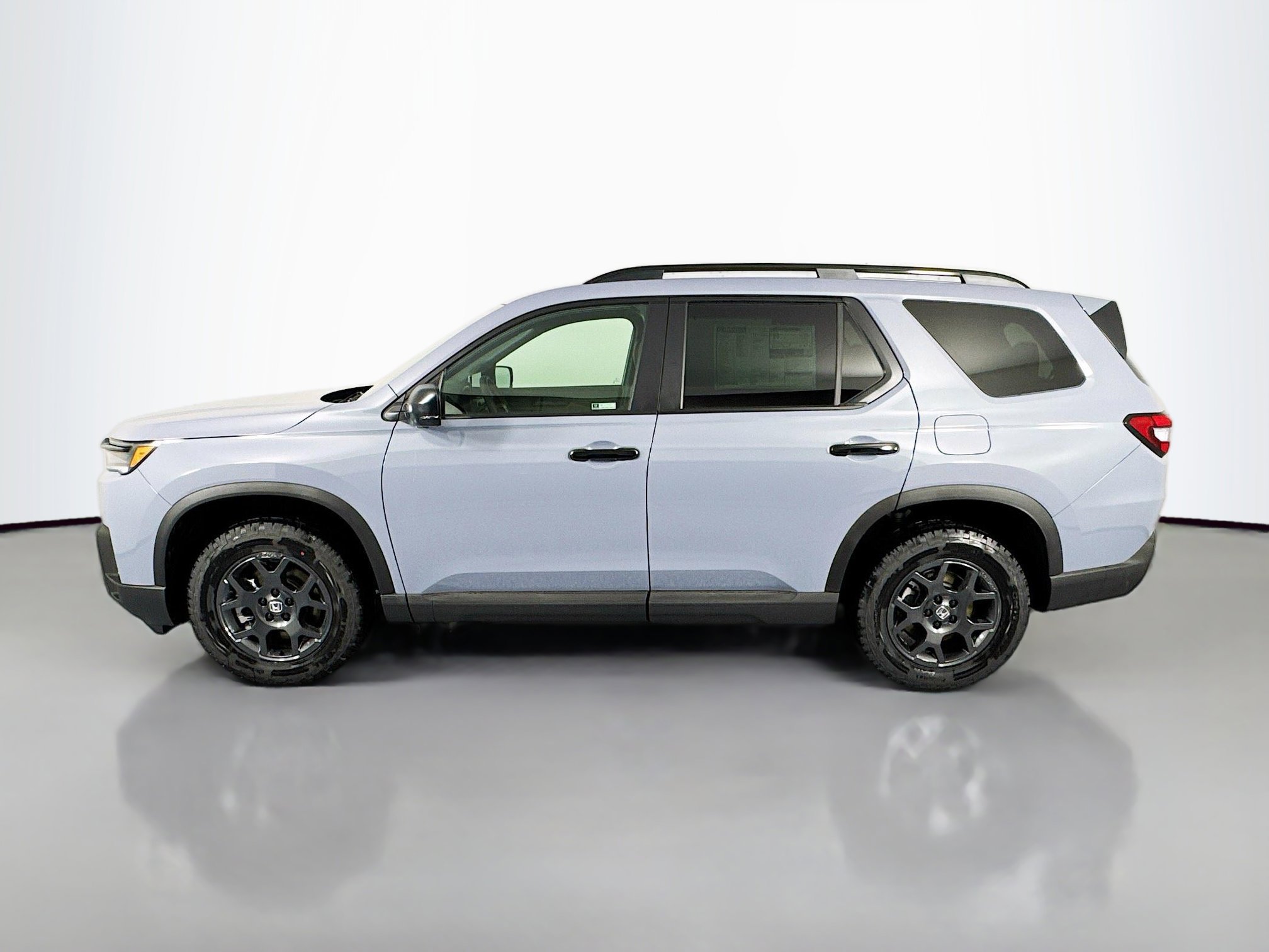 New 2026 Honda Pilot TrailSport image 8