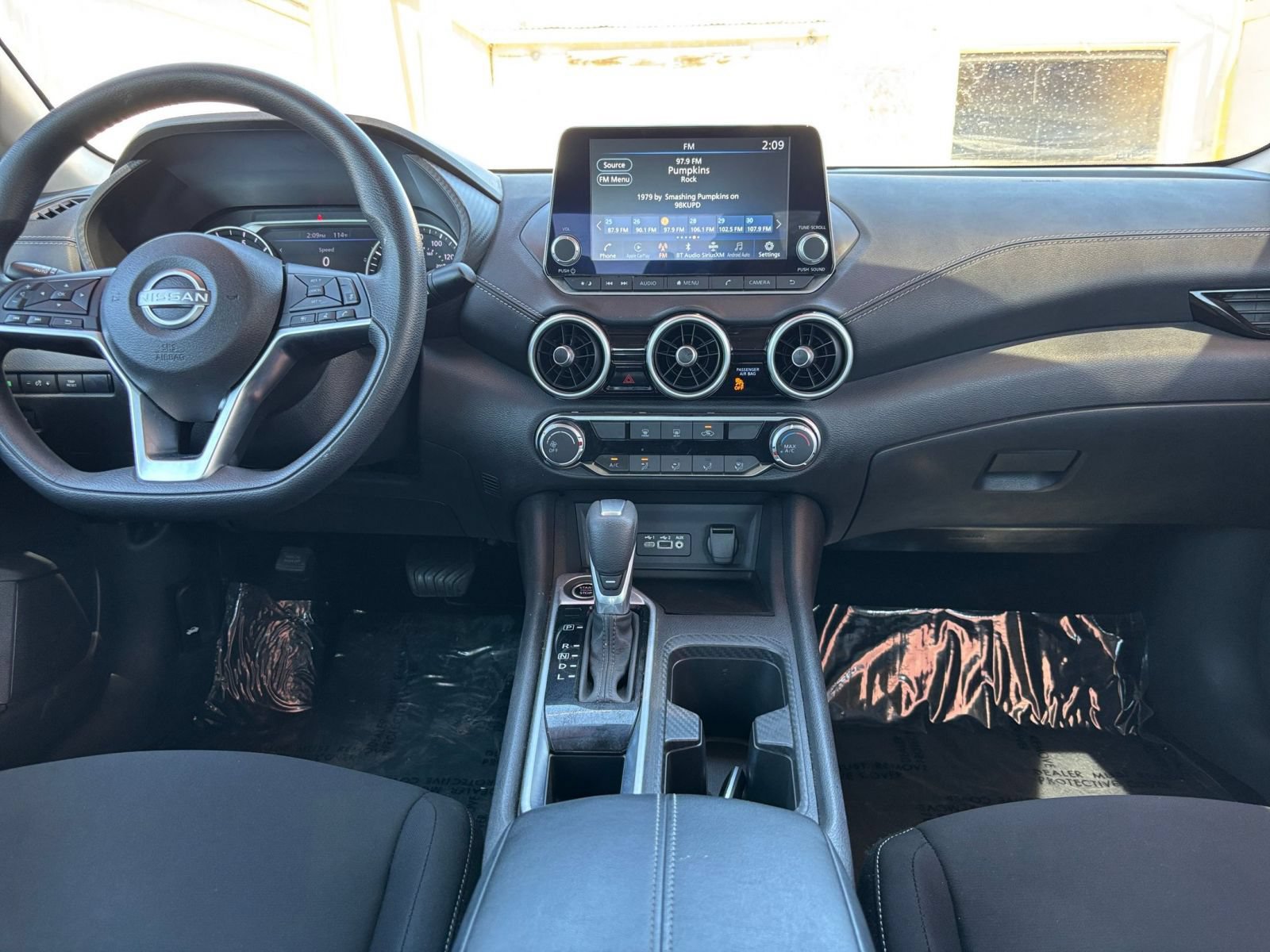 Used 2025 Nissan Sentra SV FWD image 26