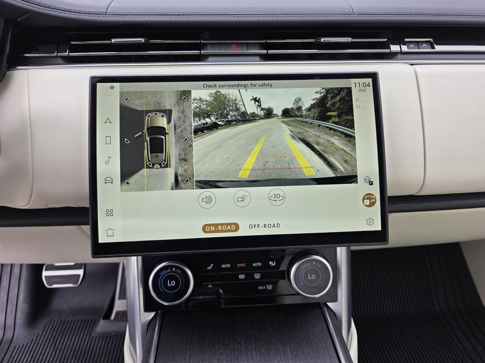 Certified 2023 Land Rover Range Rover SE image 20