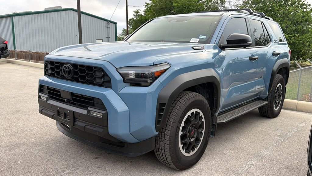 Used 2025 Toyota 4Runner TRD Off-Road Premium w/ Tow Technology Package image 9