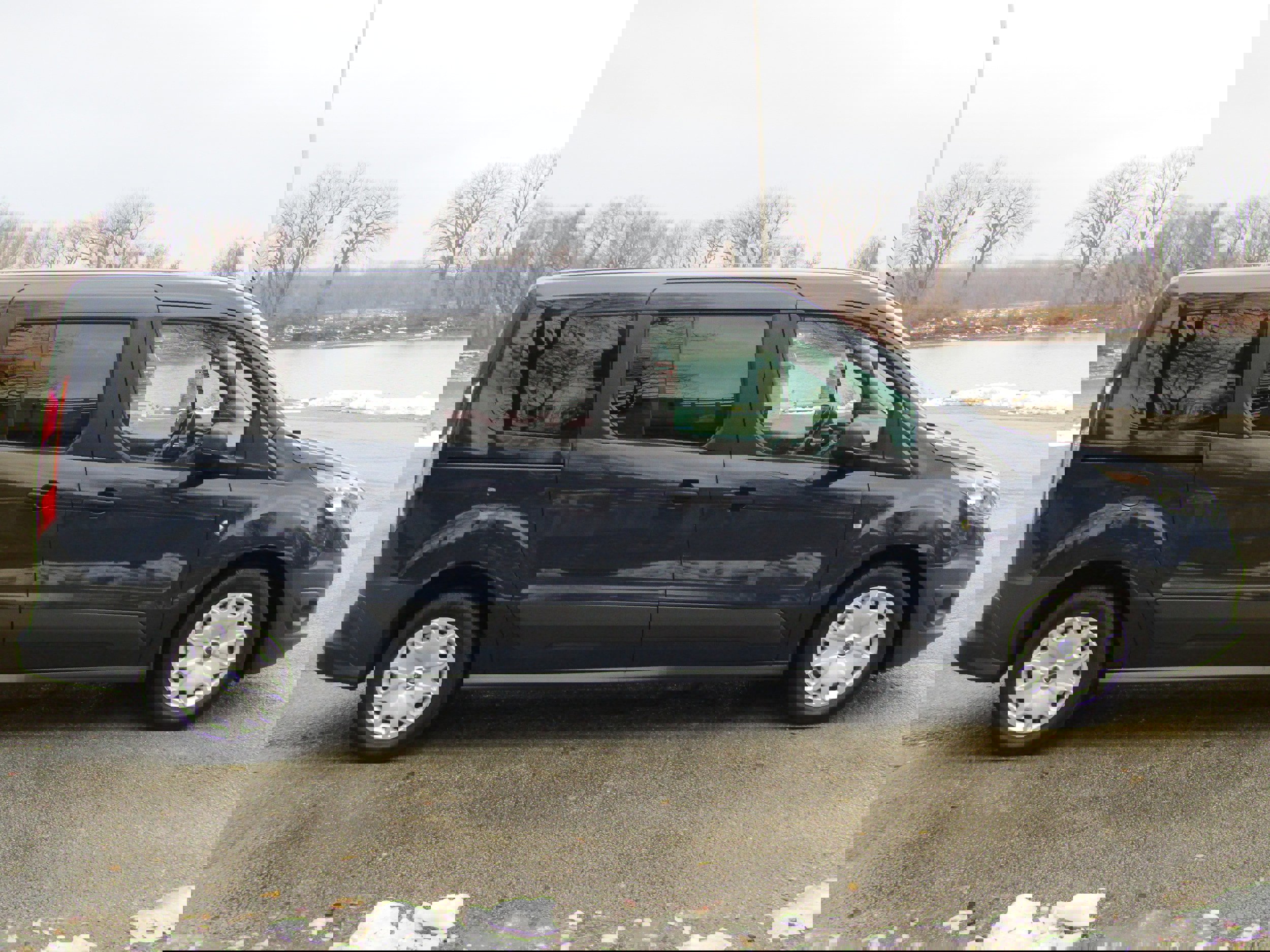 Used 2018 Ford Transit Connect XL image 5