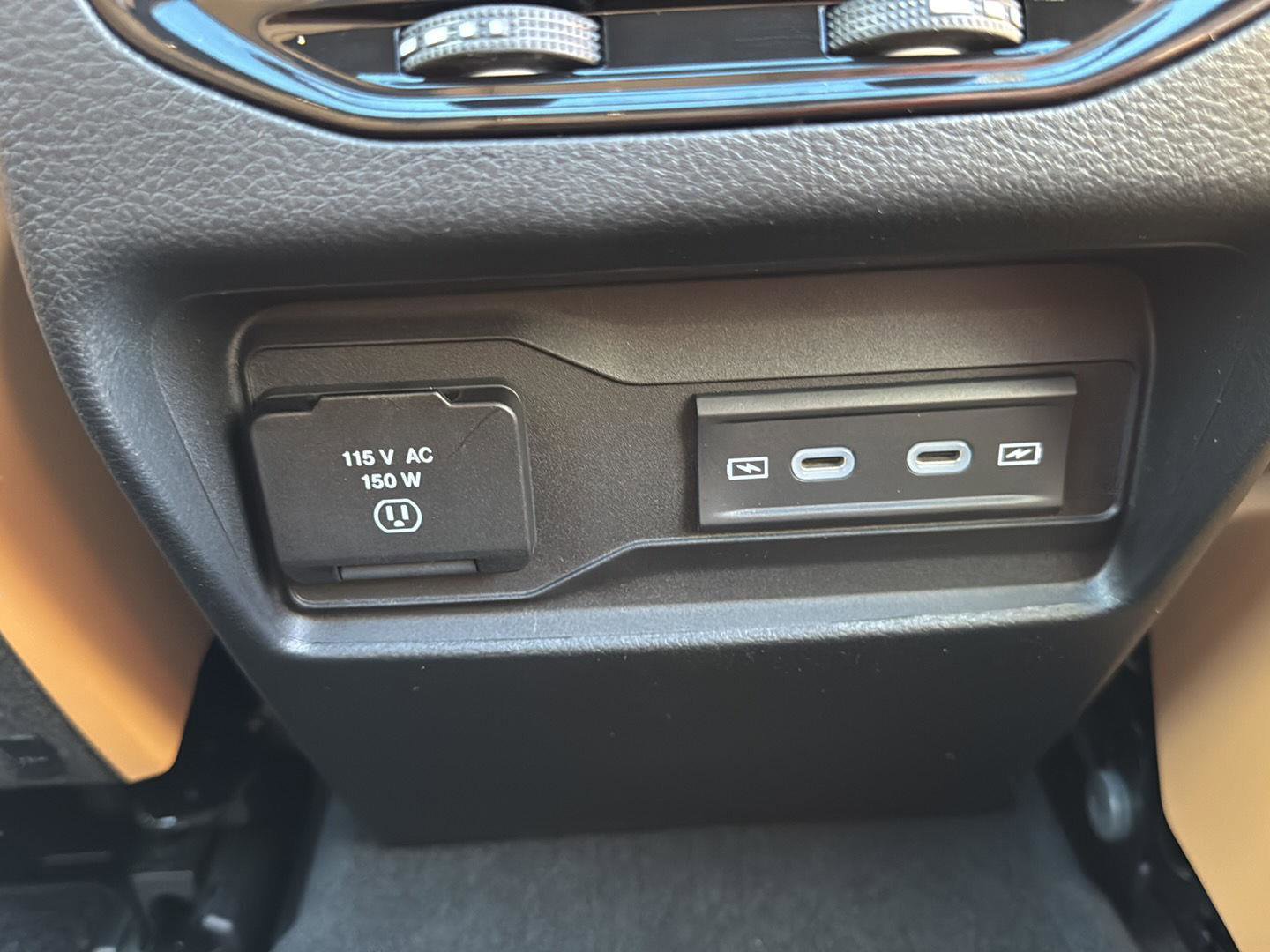 New 2026 Jeep Grand Cherokee Summit w/ Obsidian Package image 5