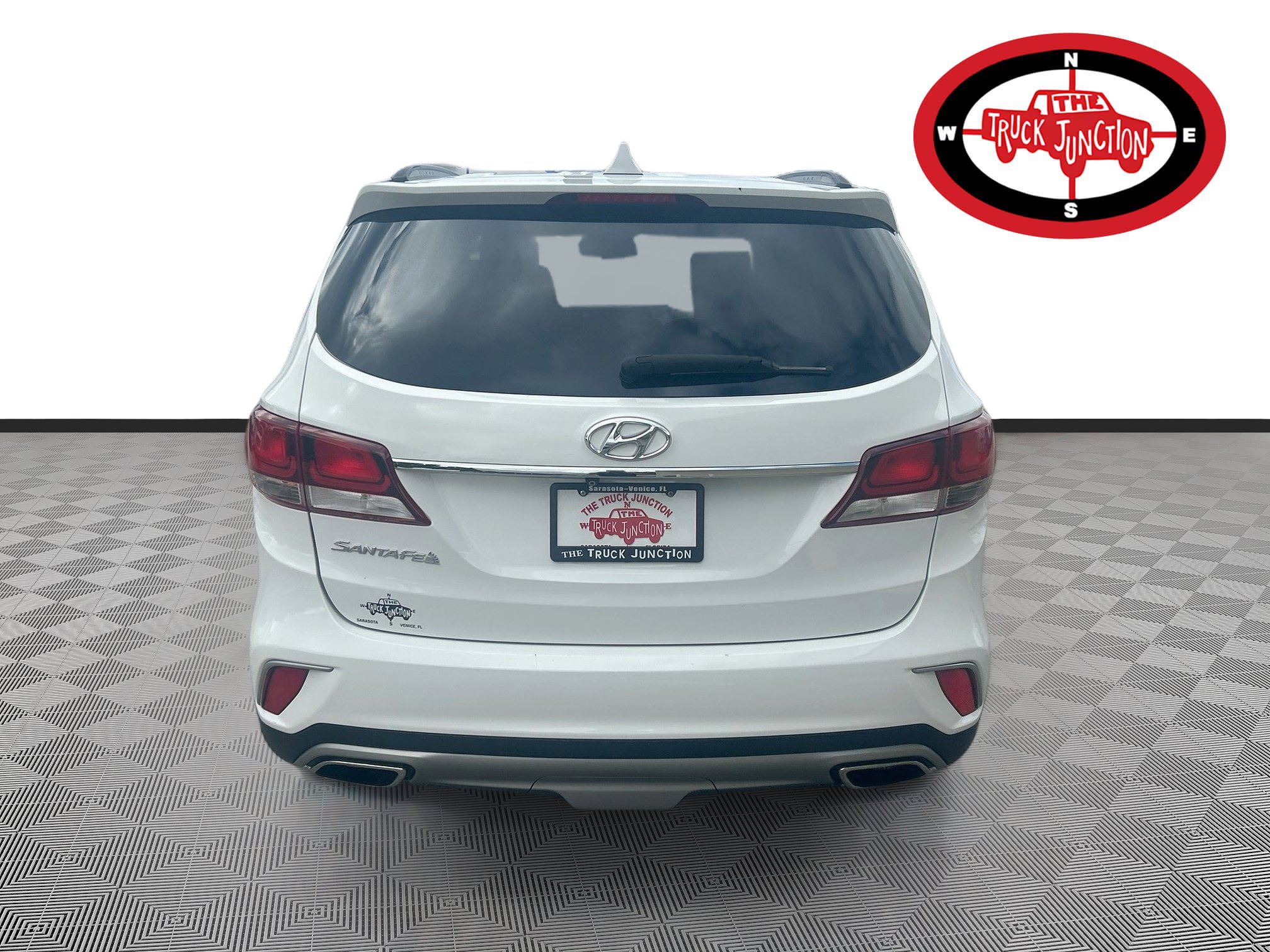 Used 2017 Hyundai Santa Fe SE w/ SE Premium Package 02 FWD image 6