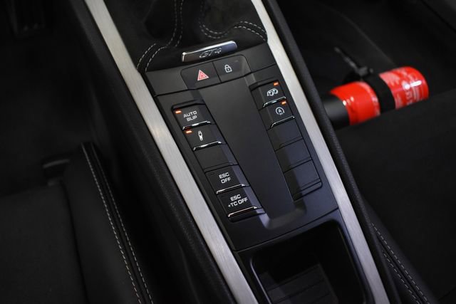 Used 2022 Porsche 718 Cayman GT4 RWD image 17
