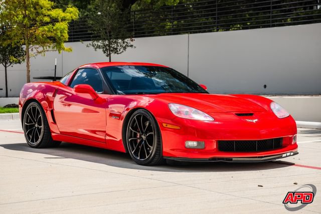 Used 2013 Chevrolet Corvette Z06 w/ 3LZ Preferred Equipment Group RWD image 40