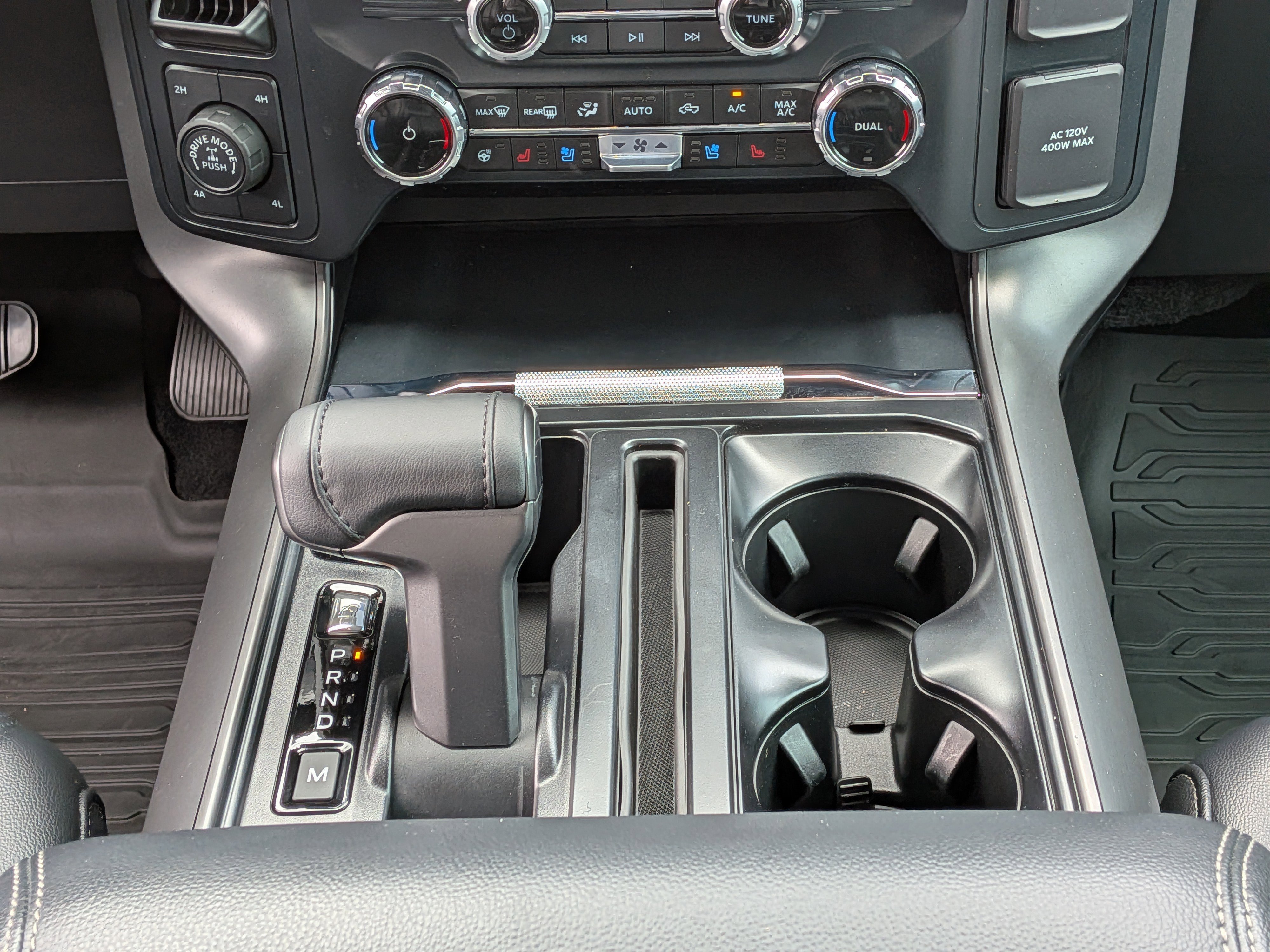 Used 2025 Ford F150 Lariat w/ Equipment Group 501A Mid image 20