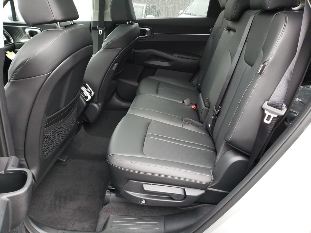 New 2026 Kia Sorento S w/ S Panoramic Sunroof Package FWD image 23