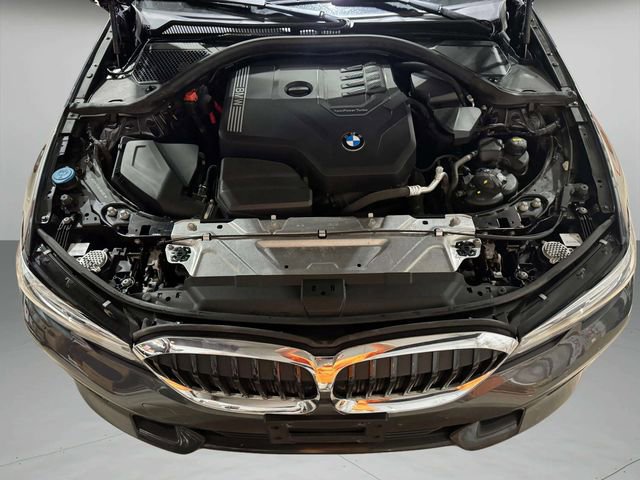 Used 2020 BMW 330i xDrive Sedan w/ Convenience Package AWD/4WD image 32