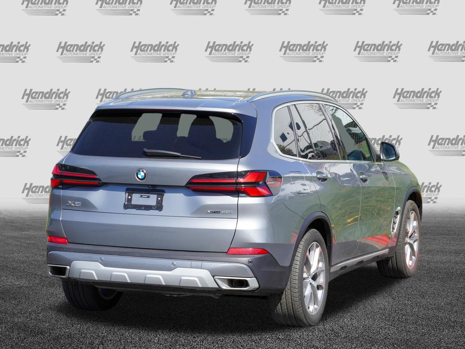 Certified 2025 BMW X5 xDrive40i w/ Premium Package AWD/4WD image 8