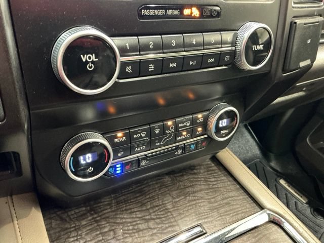 Used 2021 Ford Expedition Max Limited AWD/4WD image 24