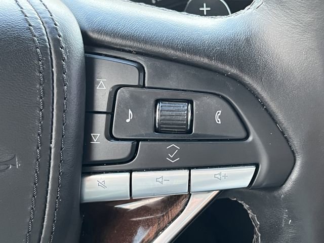 Used 2023 Cadillac Escalade Sport Platinum w/ LPO, ONYX Package AWD/4WD image 24