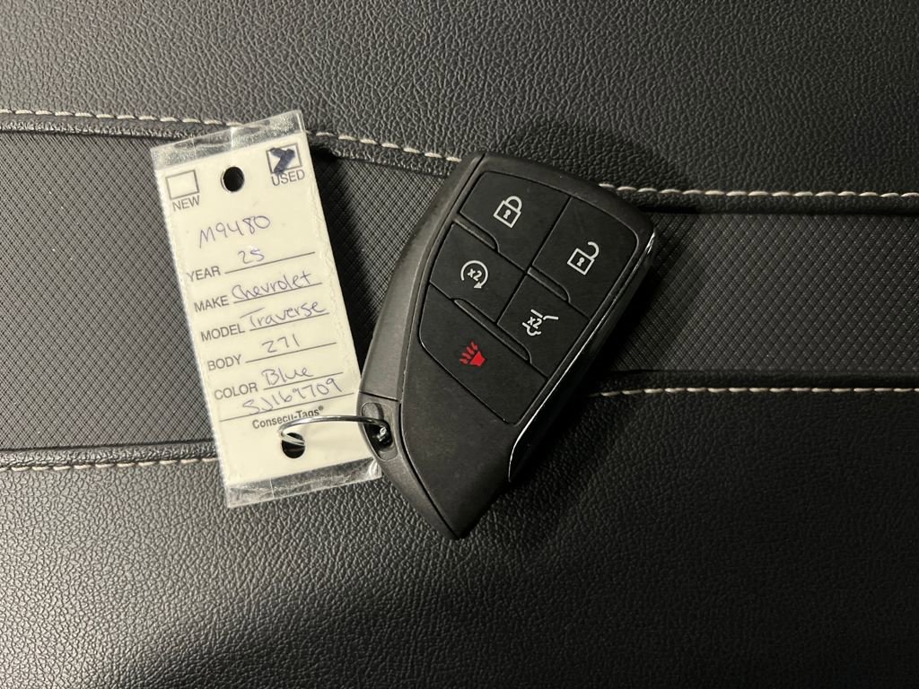 Certified 2025 Chevrolet Traverse Z71 image 31