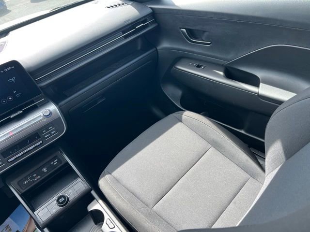 Certified 2024 Hyundai Kona SE FWD image 13