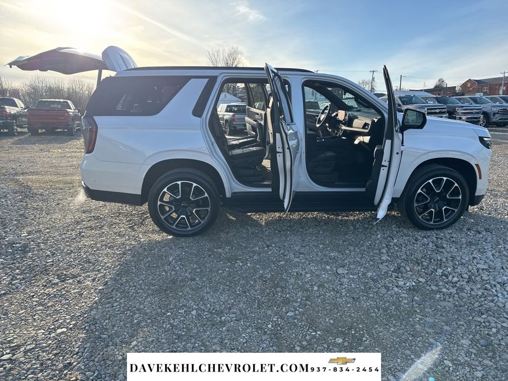 Used 2025 Chevrolet Tahoe RST w/ Comfort Package image 34