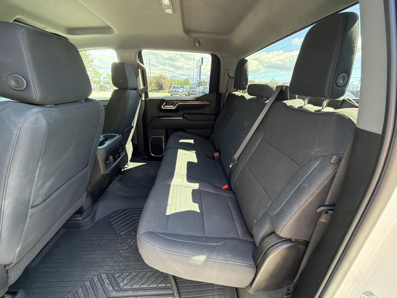 Used 2025 Chevrolet Silverado 1500 LT AWD/4WD image 20