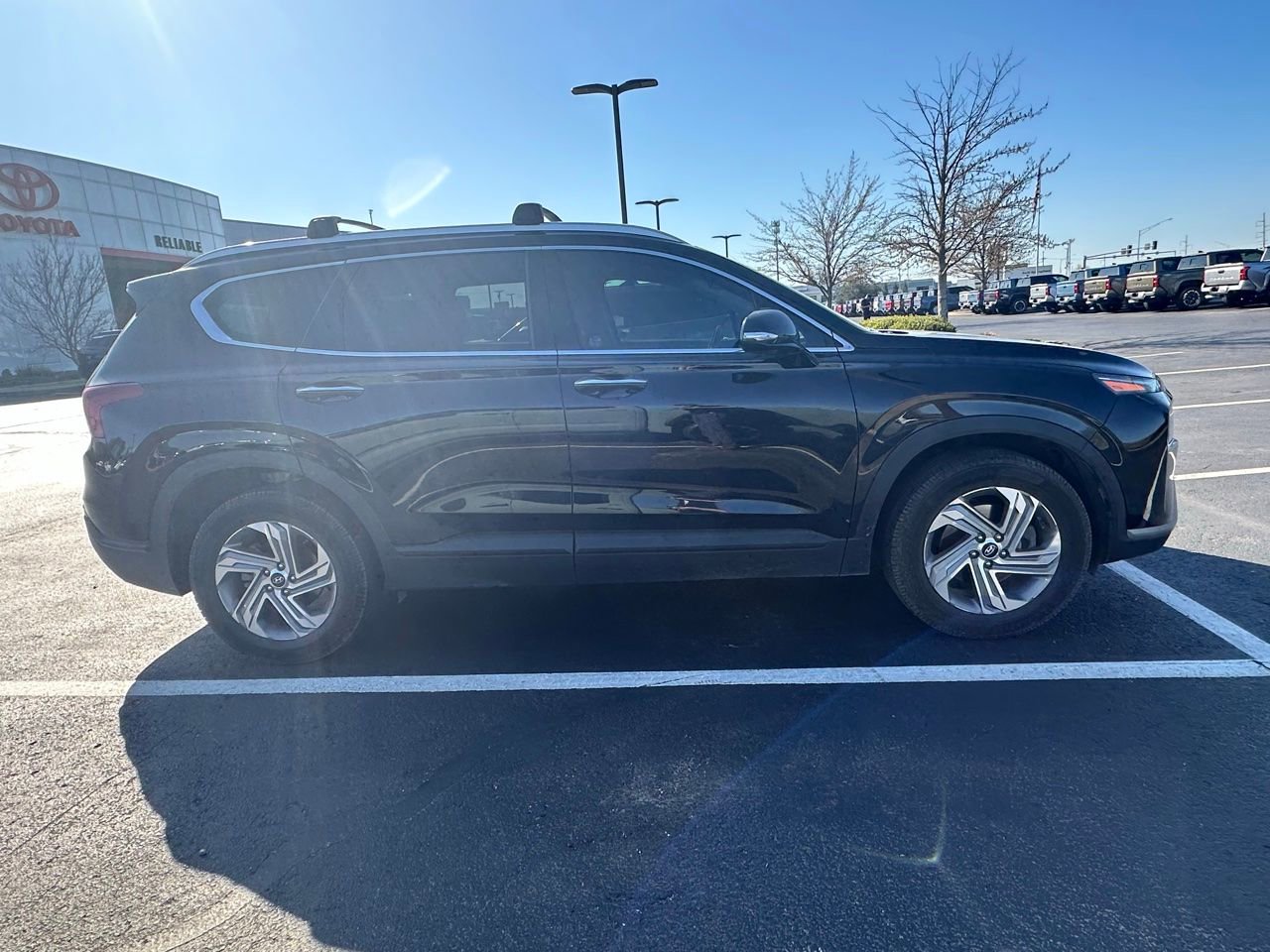 Used 2023 Hyundai Santa Fe SEL image 4