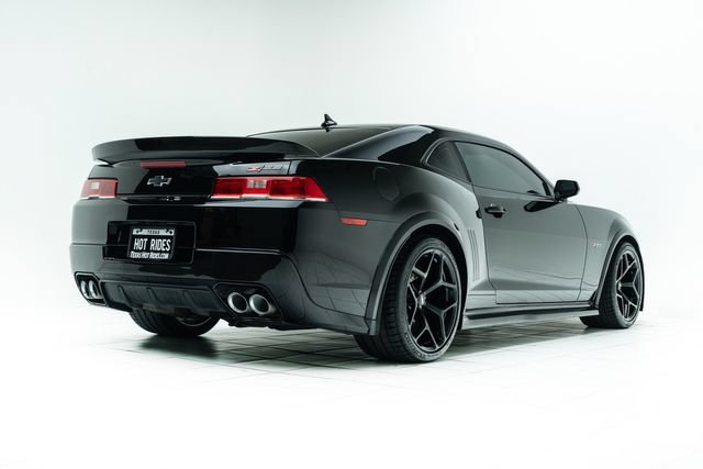 Used 2015 Chevrolet Camaro Z/28 RWD image 12