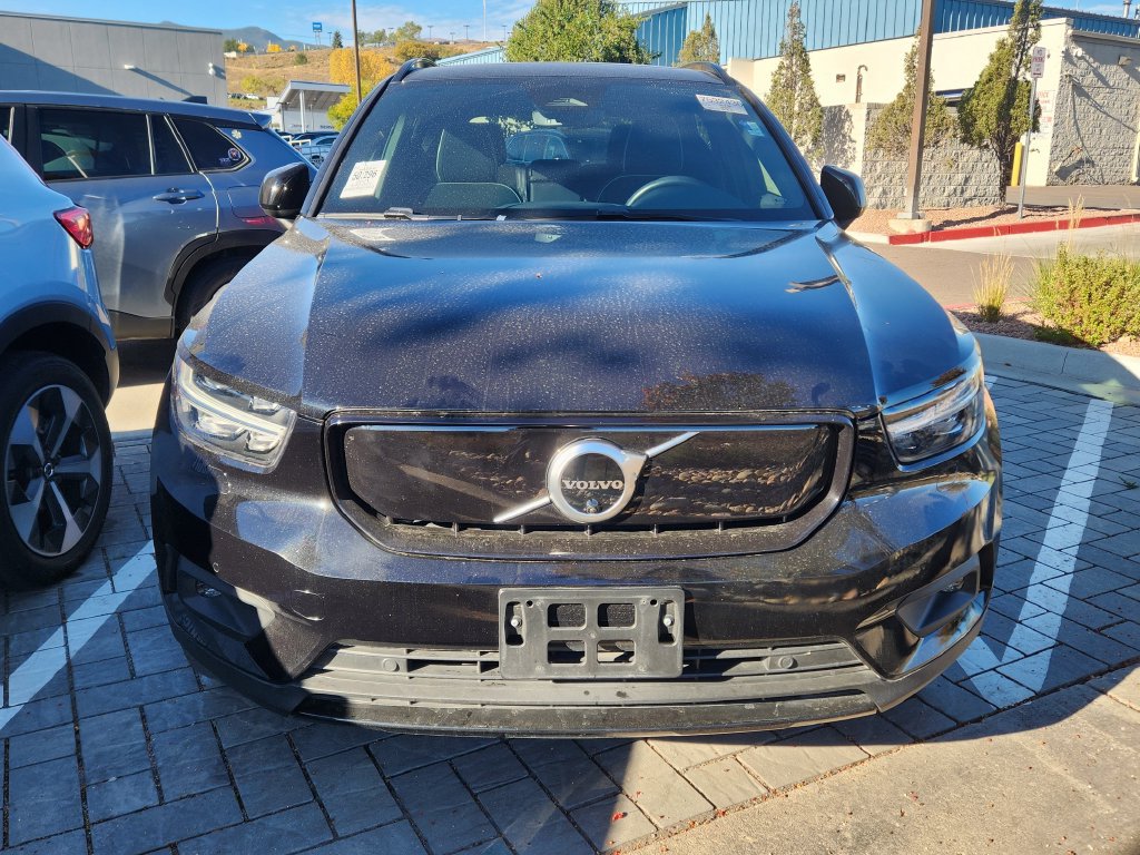 Used 2021 Volvo XC40 P8 Recharge w/ Advanced Package AWD/4WD image 3