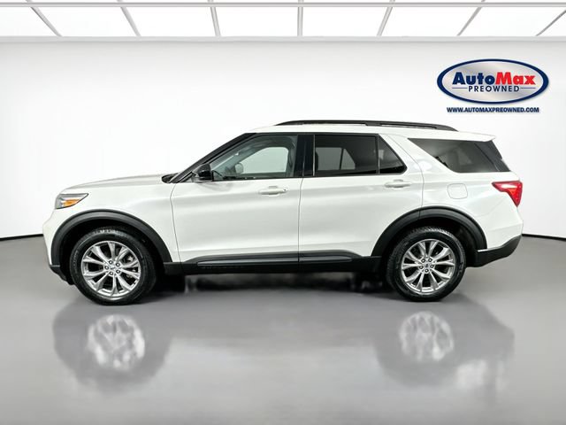 Used 2023 Ford Explorer XLT w/ Equipment Group 202A AWD/4WD image 9