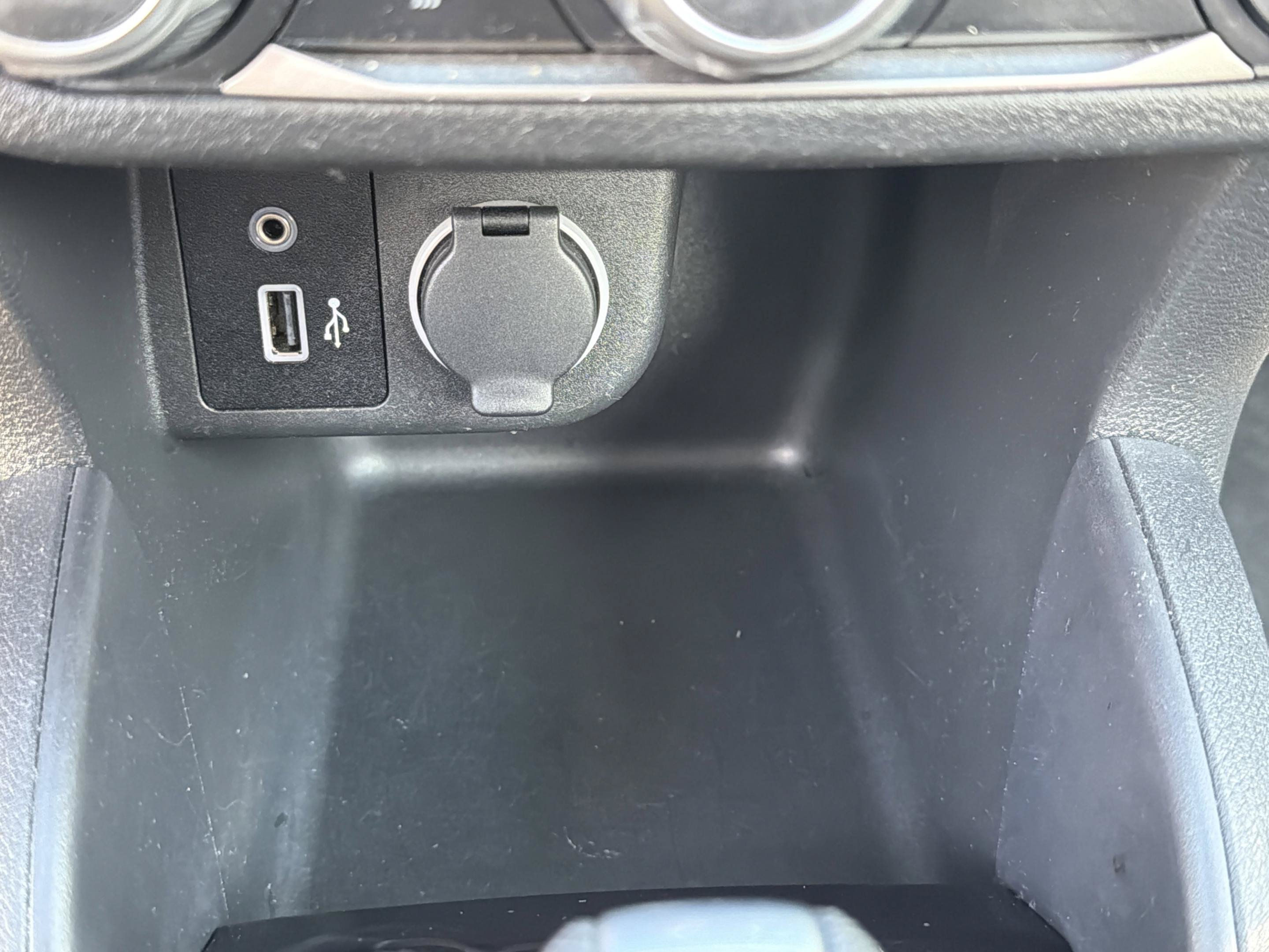 Used 2022 Nissan Kicks S FWD image 24