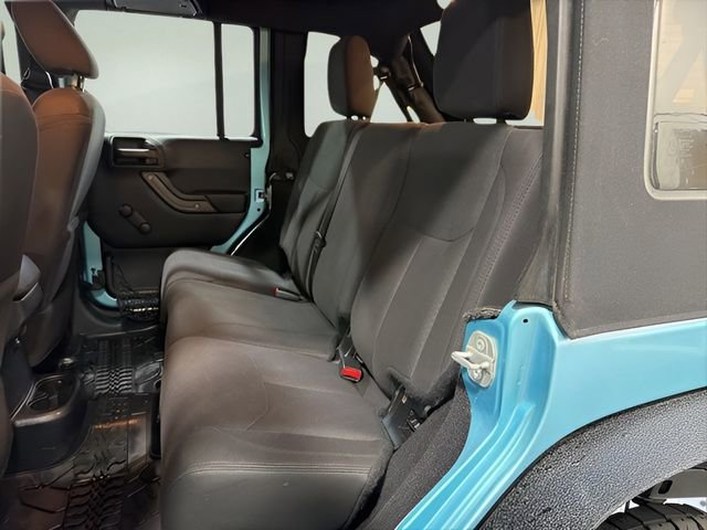 Used 2017 Jeep Wrangler Unlimited Sport w/ Connectivity Group AWD/4WD image 26