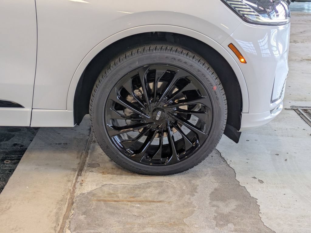 New 2026 Lincoln Aviator Reserve AWD/4WD image 24