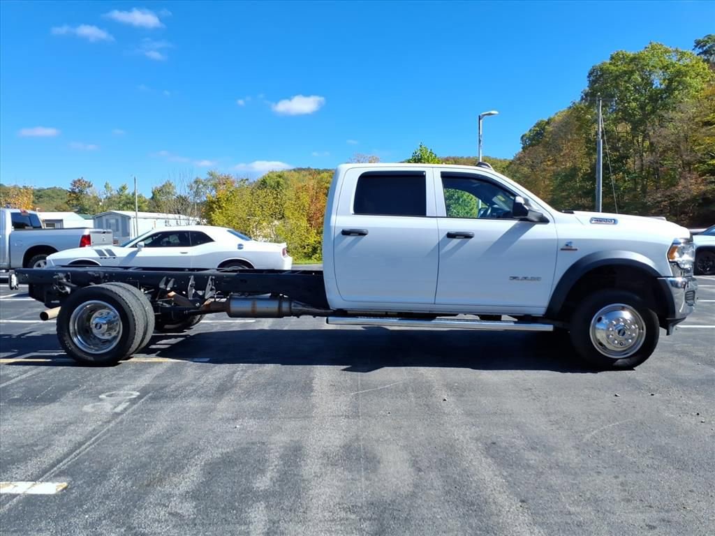 Used 2022 RAM 4500 Tradesman w/ Chrome Appearance Group AWD/4WD image 3