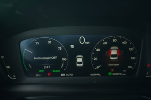 Used 2024 Honda Accord Sport image 31