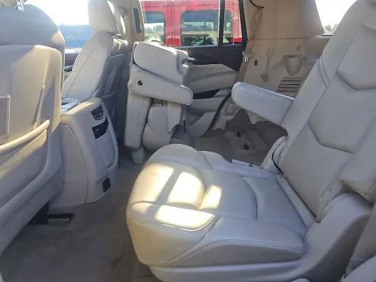 Used 2016 Cadillac Escalade Luxury image 15
