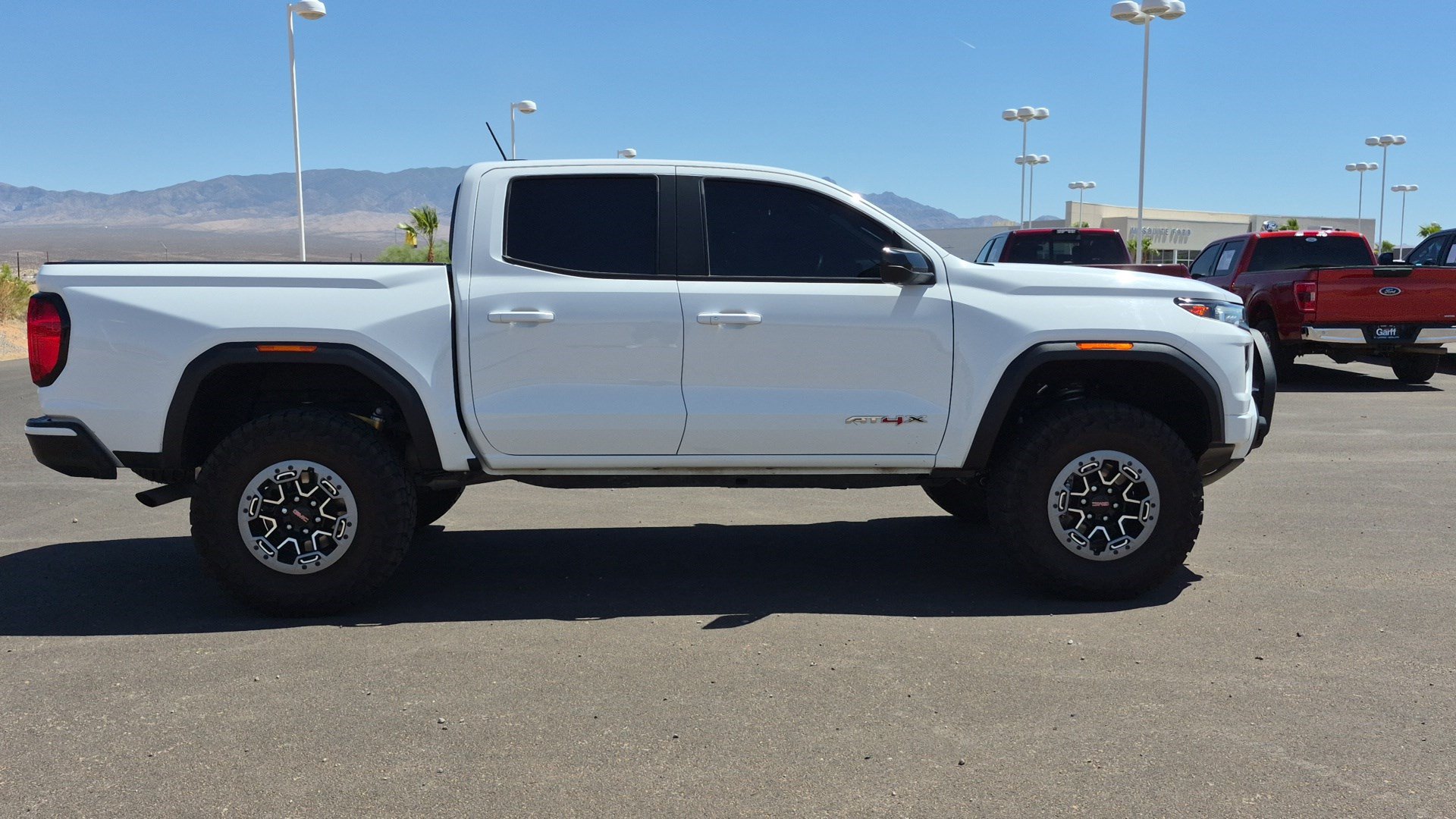 Used 2023 GMC Canyon AT4X w/ Edition 1 AWD/4WD image 2