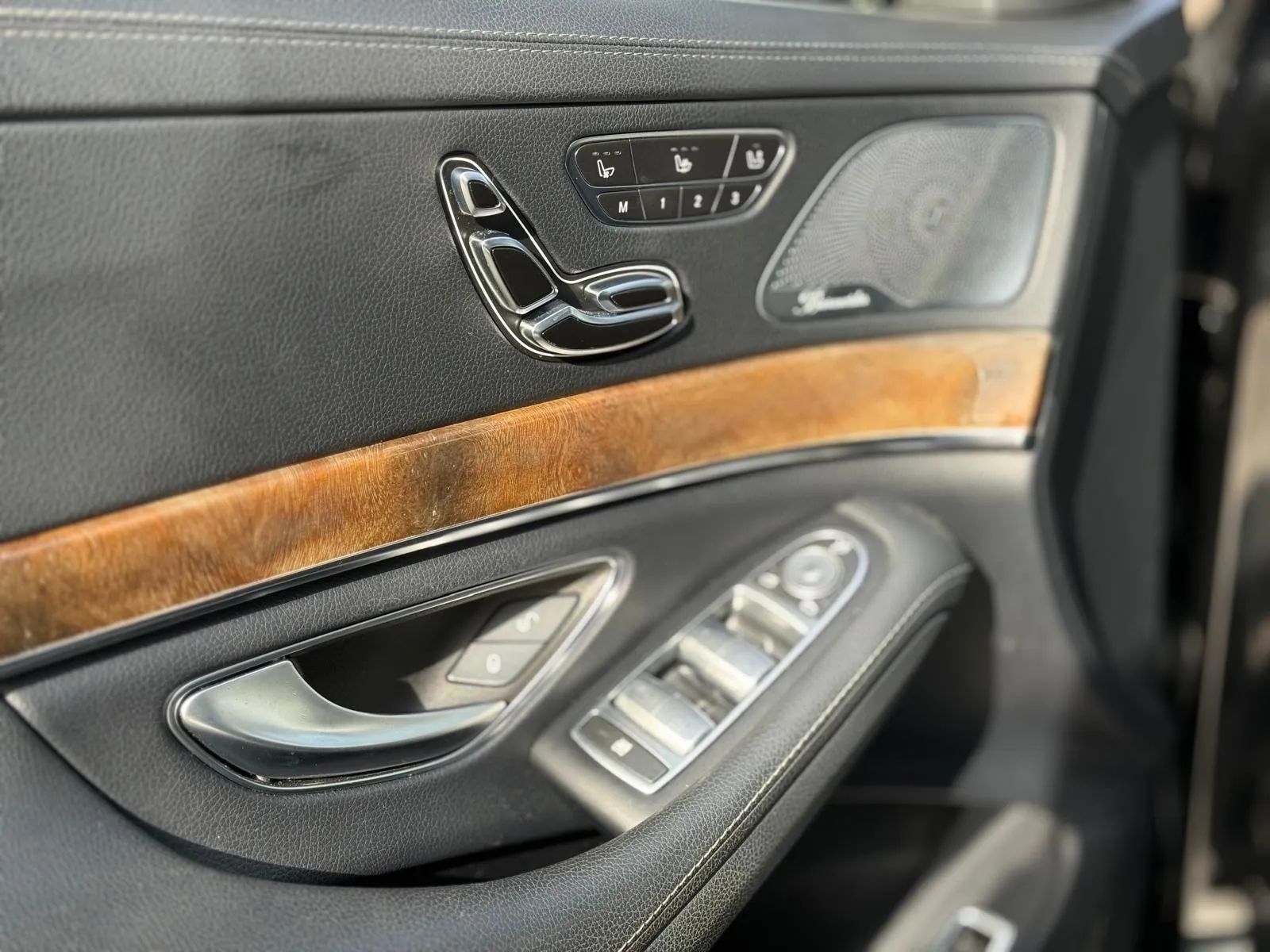 Used 2015 Mercedes-Benz S 550 4MATIC Sedan image 18