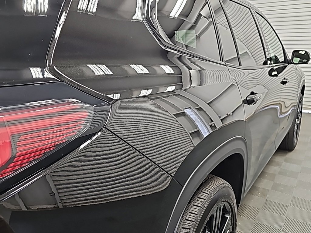 New 2026 GMC Acadia Elevation w/ Black Edition image 9