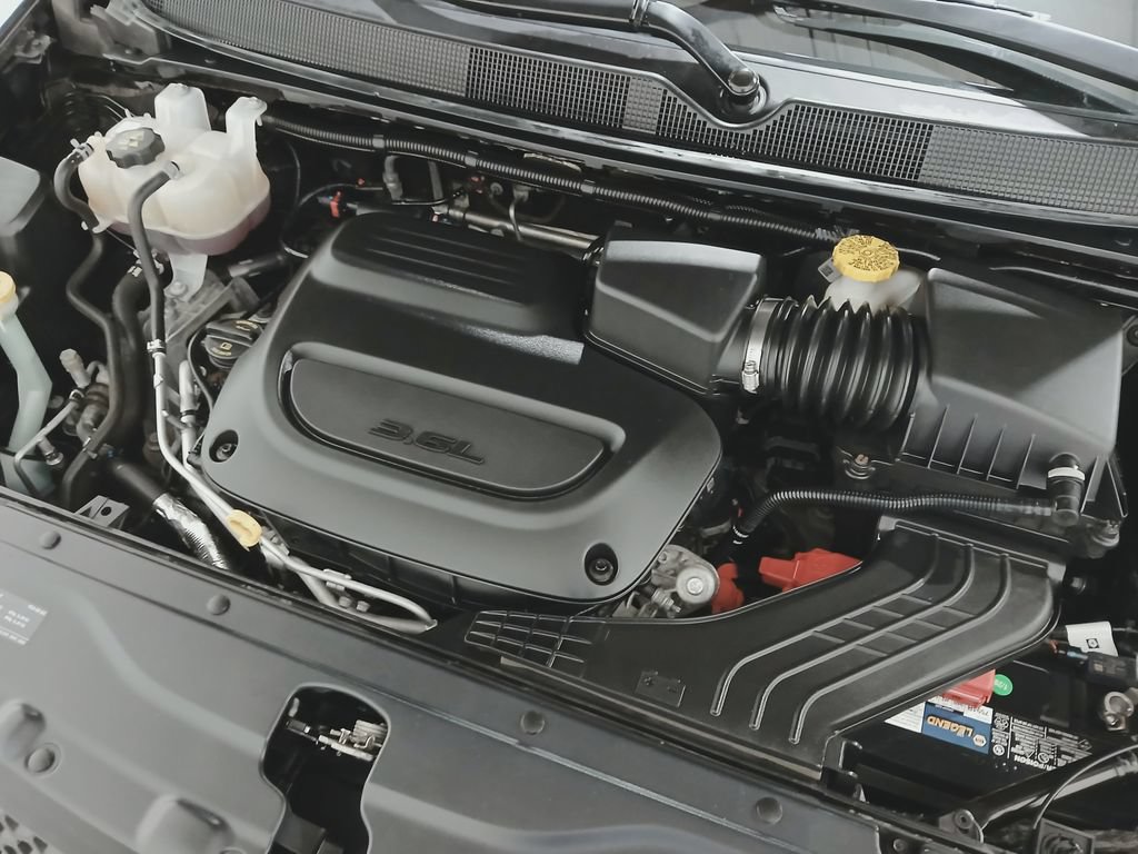 Used 2024 Chrysler Voyager LX FWD image 32