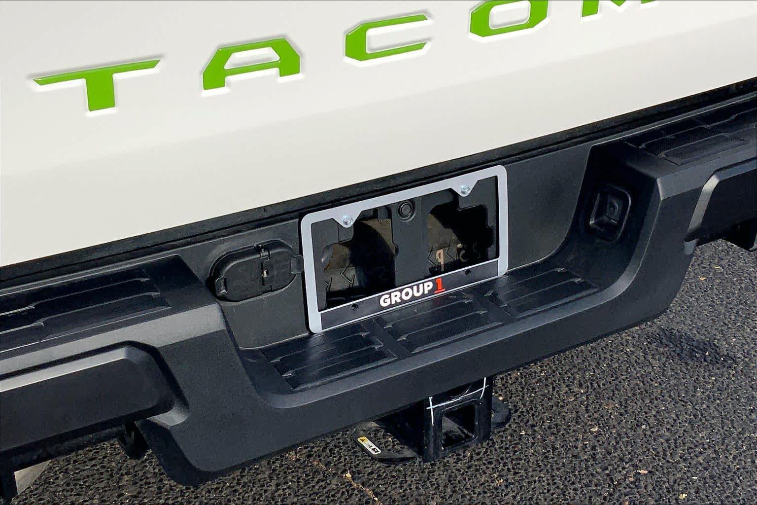 Used 2025 Toyota Tacoma SR AWD/4WD image 31