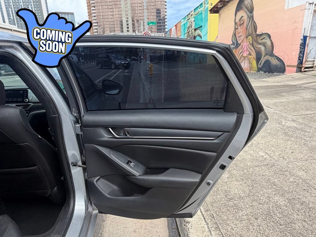 Used 2019 Honda Accord Sport image 11