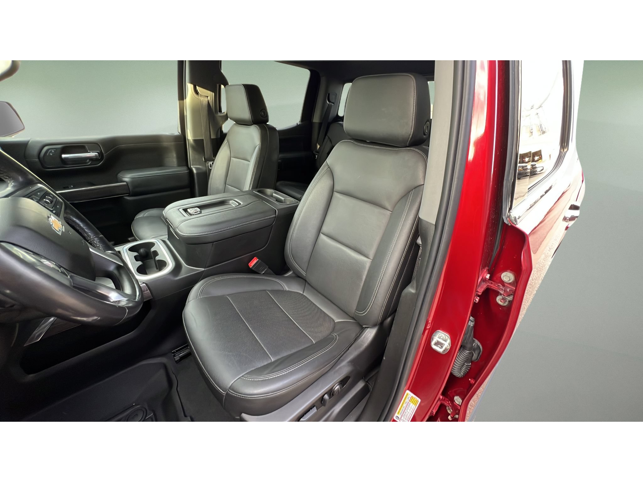 Certified 2021 Chevrolet Silverado 1500 LTZ AWD/4WD image 24