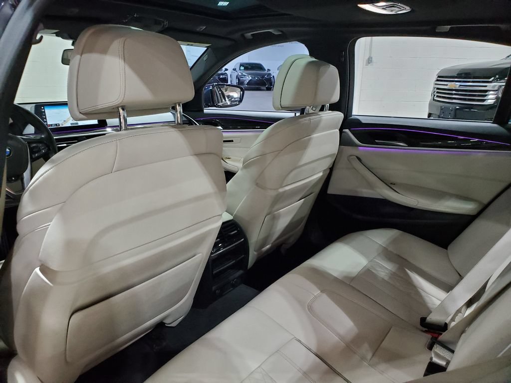 Used 2018 BMW 530i xDrive AWD/4WD image 23