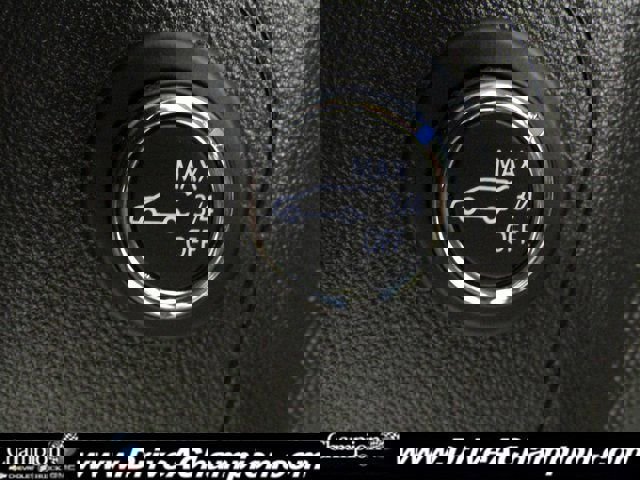 Used 2022 GMC Acadia SLT w/ Technology Package image 30