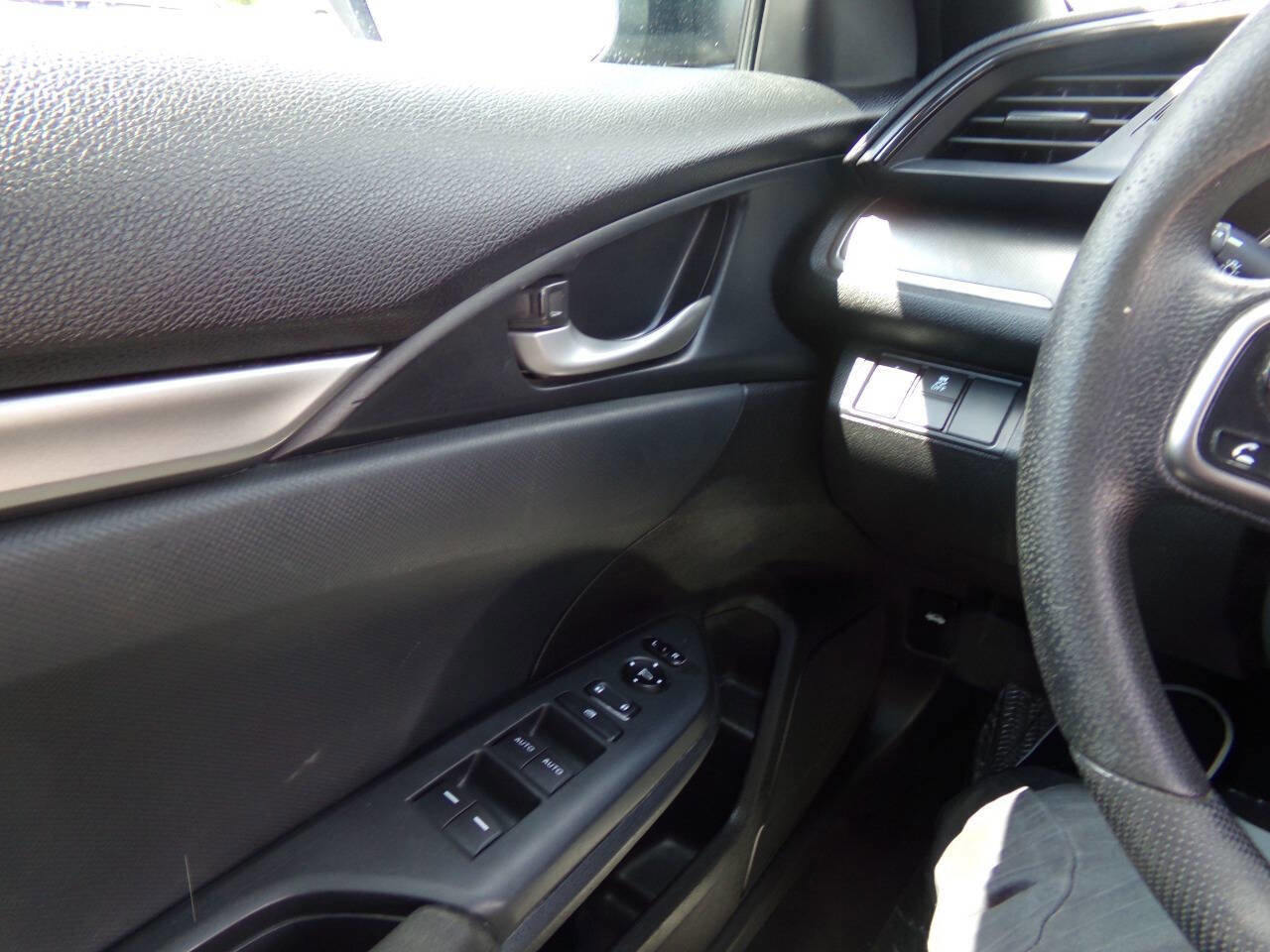 Used 2020 Honda Civic LX image 31