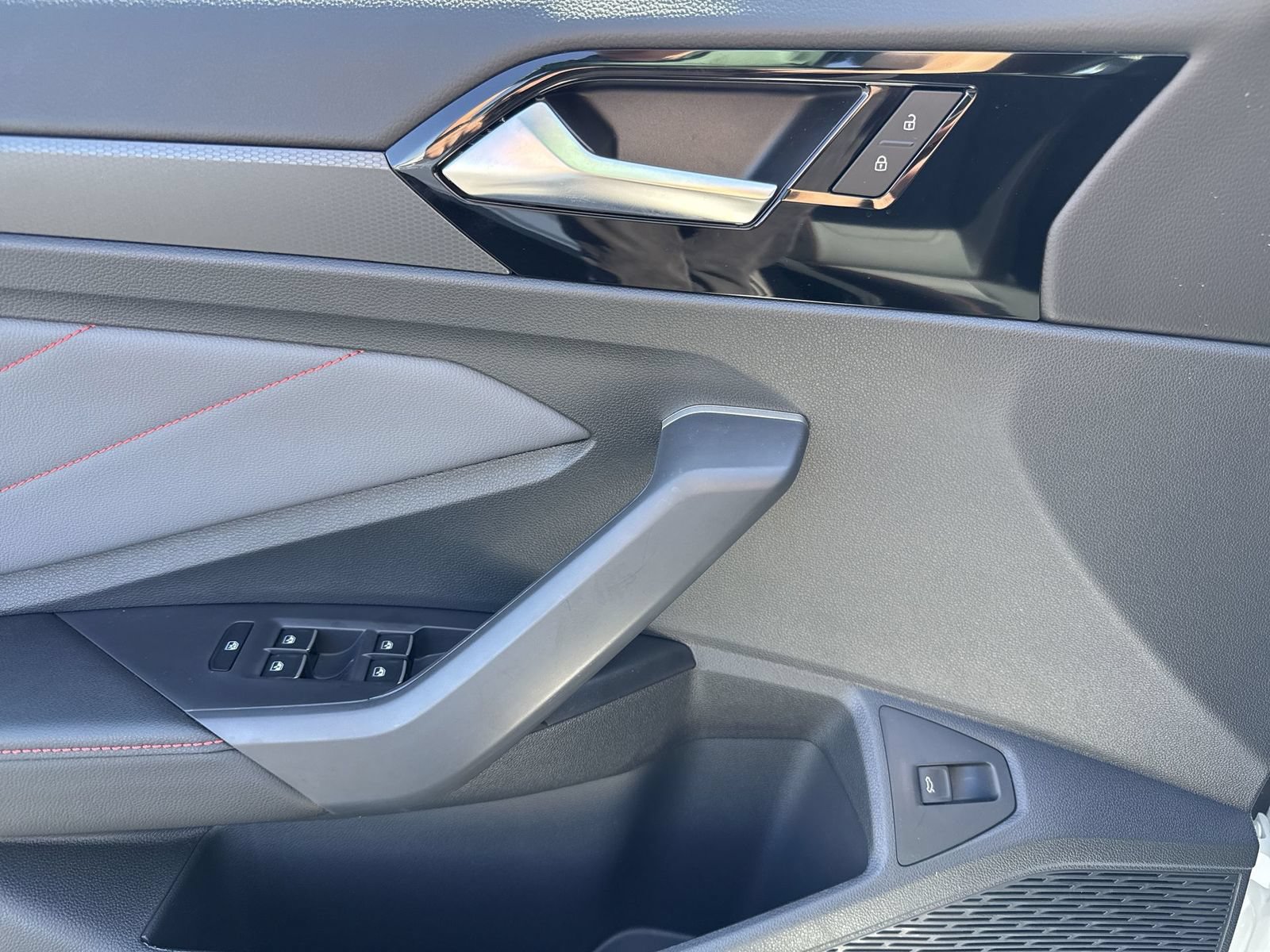 New 2026 Volkswagen Jetta GLI Autobahn FWD image 15