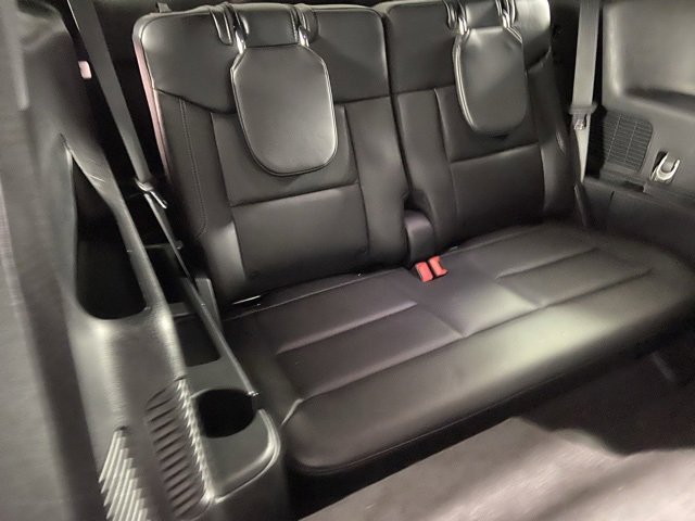 Used 2023 Ford Explorer XLT w/ Equipment Group 202A image 13