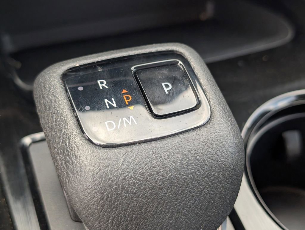 Used 2023 Nissan Rogue SV FWD image 25