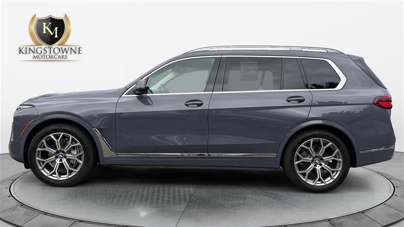 Used 2023 BMW X7 xDrive40i w/ Premium Package AWD/4WD image 2