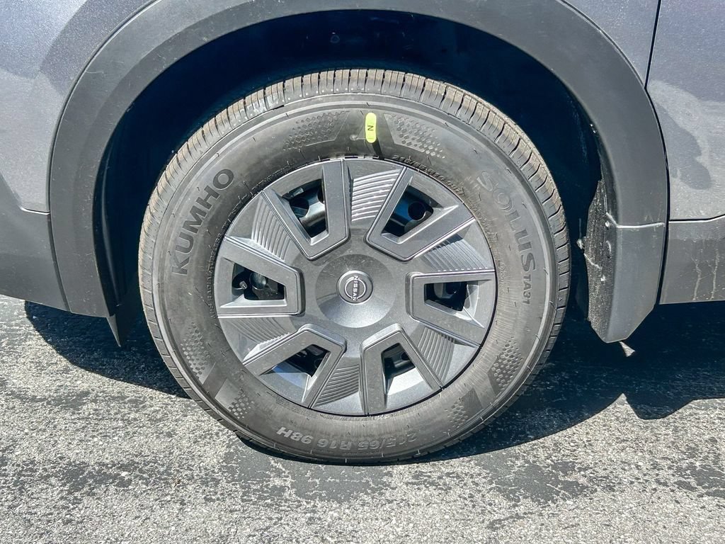 New 2026 Nissan Kicks S w/ Charging Package FWD image 10