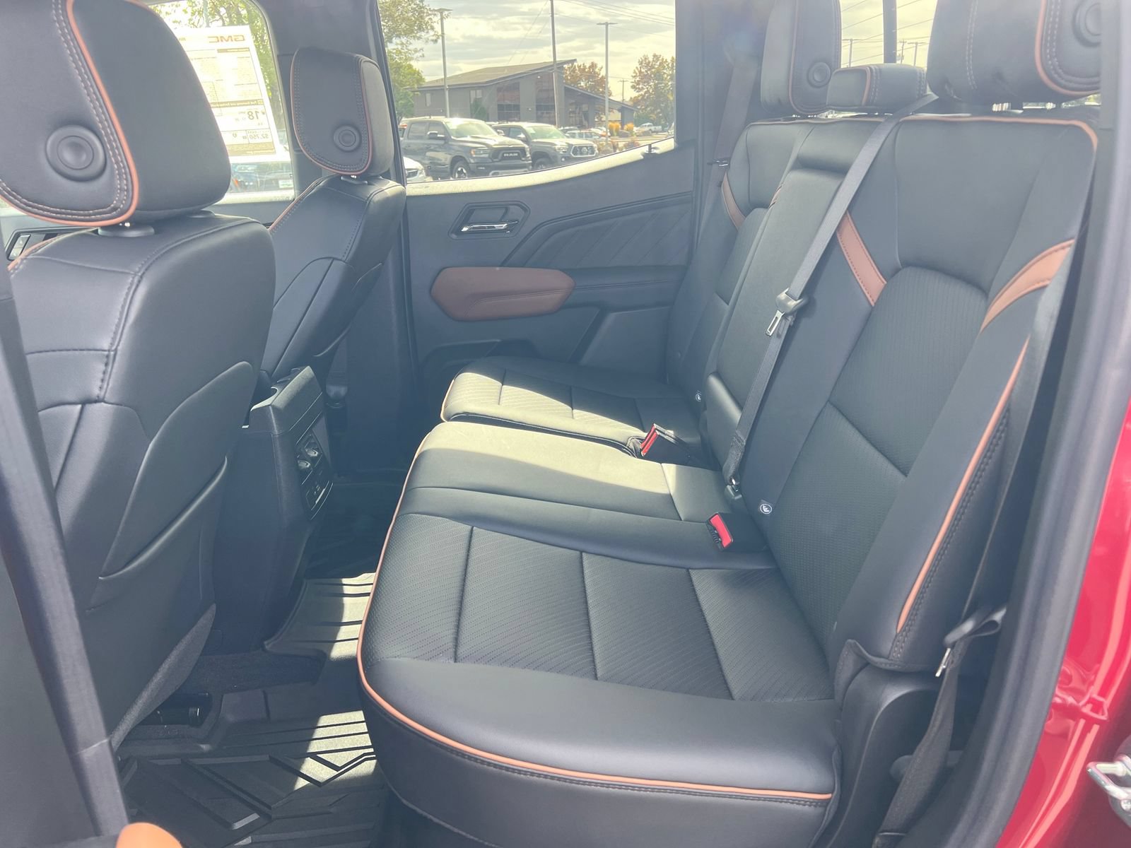 New 2026 GMC Canyon AT4 w/ Technology Plus Package AWD/4WD image 23