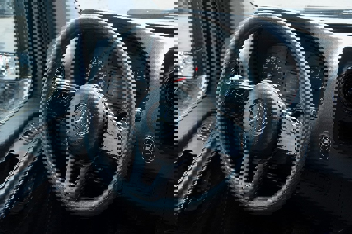 Used 2019 Mercedes-Benz Sprinter 144 image 14